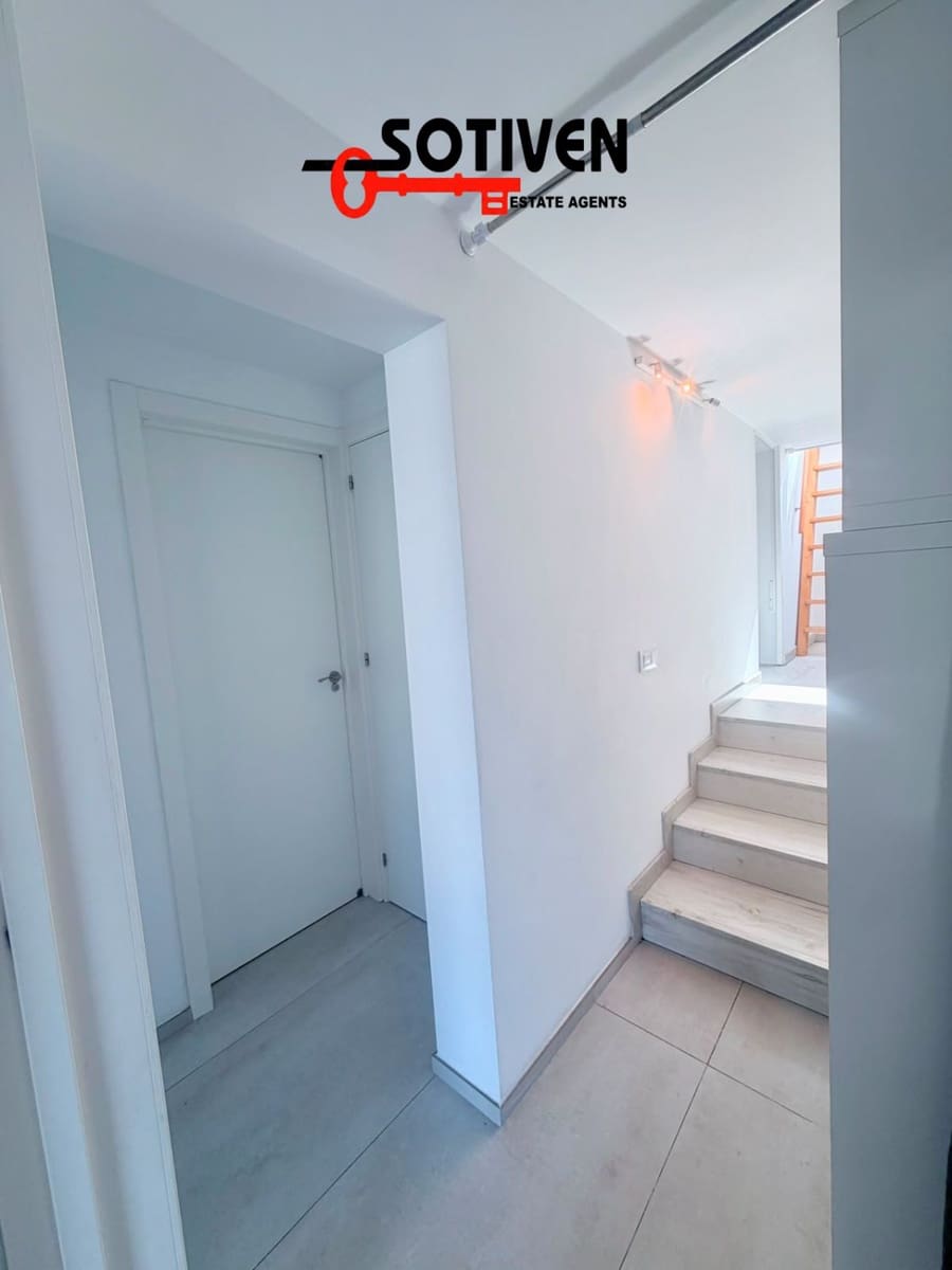 2 camera da letto Appartamento da affittare in Torviscas con piscina - 1.800 € (Rif: 10184326)