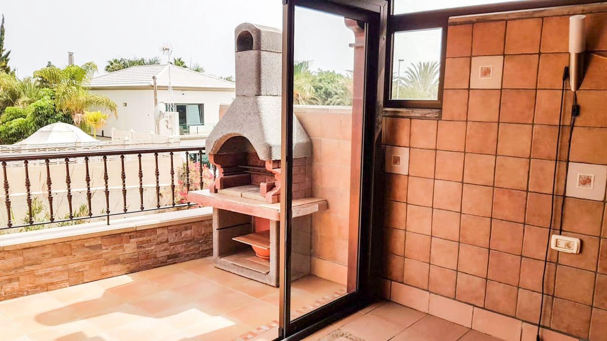 2 sovrum Villa till salu i Costa Adeje med garage - 1 150 000 € (Ref: 5983560)