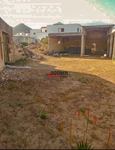 Commercieel te koop in Charco del Pino, Granadilla de Abona - € 495.000 (Ref: 6545912)