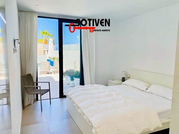 3 soverom Villa til salgs i La Caleta Adeje - € 1 395 000 (Ref: 6951351)