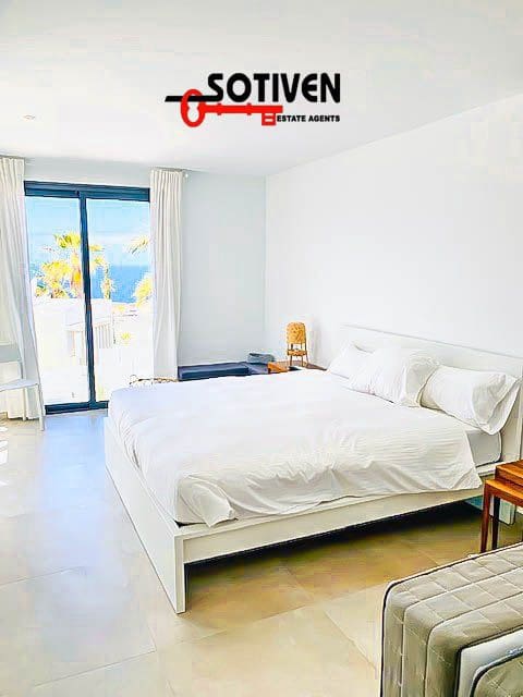 3 soverom Villa til salgs i La Caleta Adeje - € 1 395 000 (Ref: 6951351)