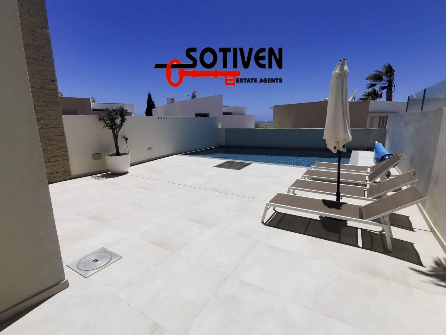 3 soverom Villa til salgs i La Caleta Adeje - € 1 395 000 (Ref: 6951351)