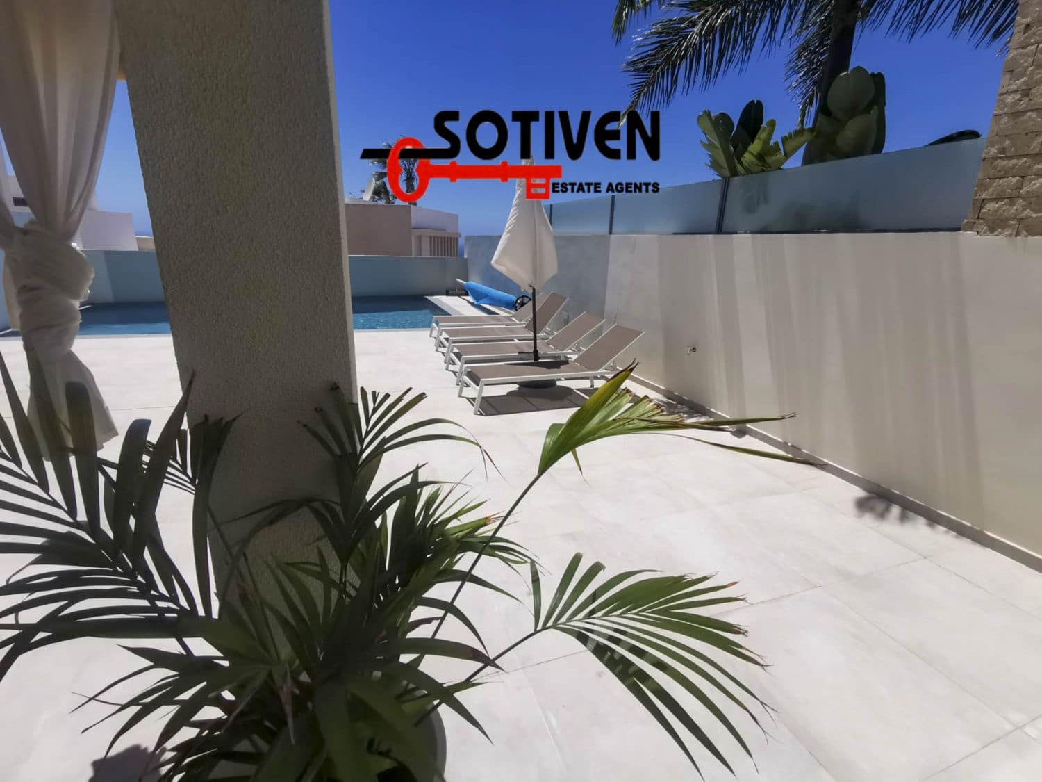 3 soverom Villa til salgs i La Caleta Adeje - € 1 395 000 (Ref: 6951351)
