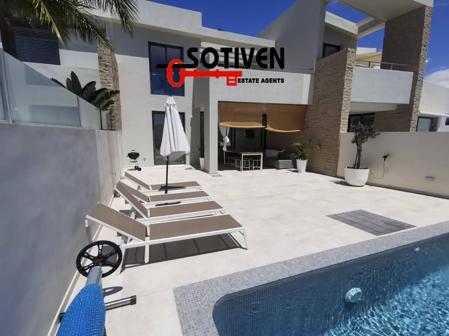 3 soverom Villa til salgs i La Caleta Adeje - € 1 395 000 (Ref: 6951351)