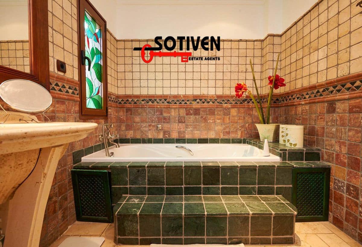 4 soveværelse Villa til salg i Torviscas med garage - € 1.595.000 (Ref: 7364954)