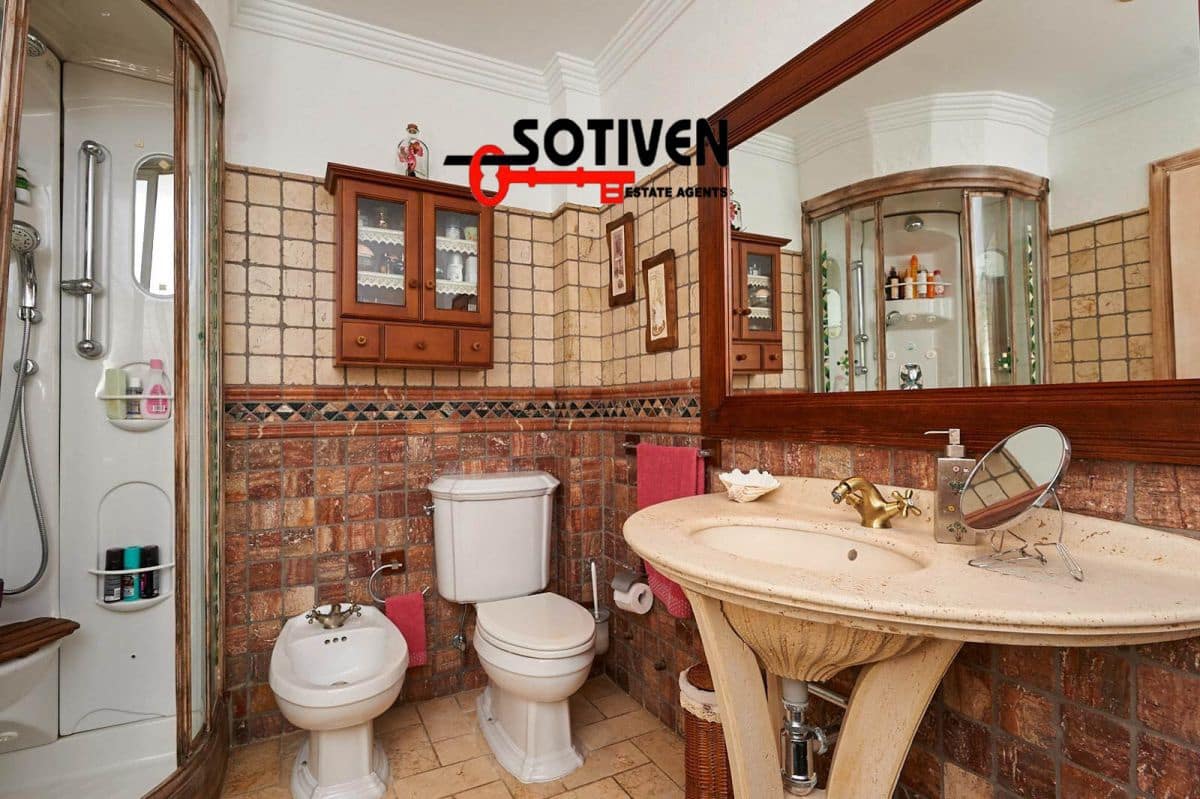 4 soveværelse Villa til salg i Torviscas med garage - € 1.595.000 (Ref: 7364954)