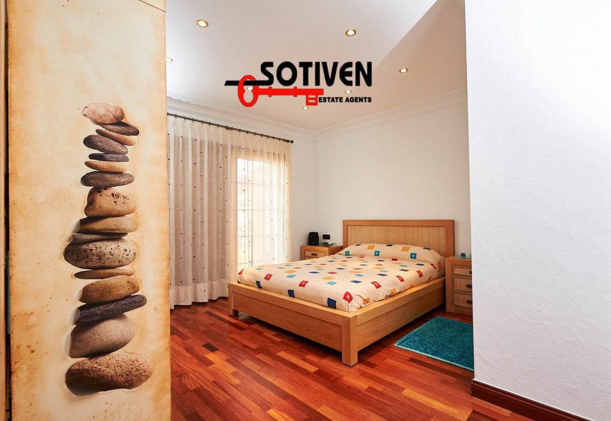 4 soveværelse Villa til salg i Torviscas med garage - € 1.595.000 (Ref: 7364954)