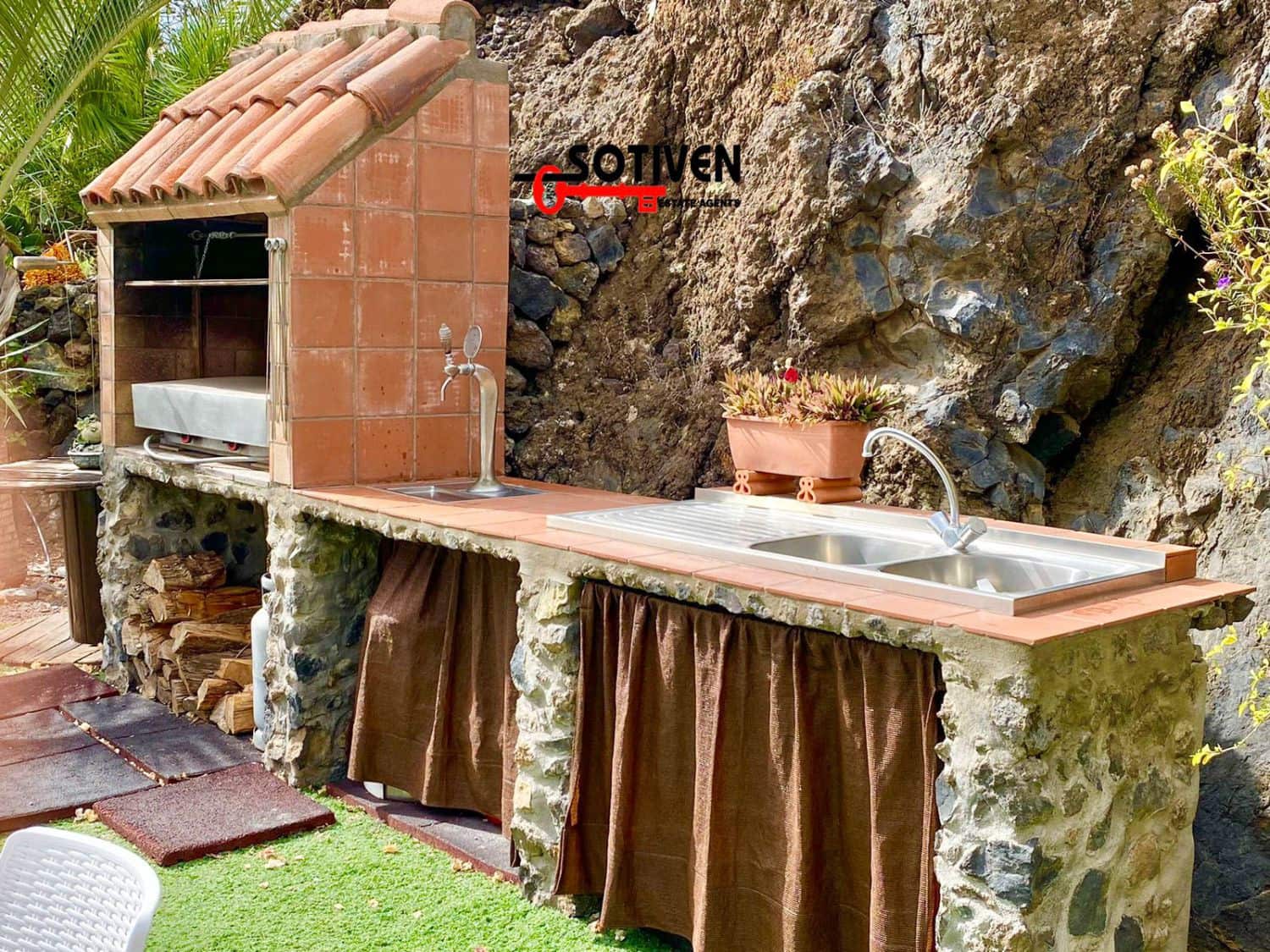 4 soveværelse Finca/Landehus til salg i Guia de Isora - € 546.000 (Ref: 7716785)