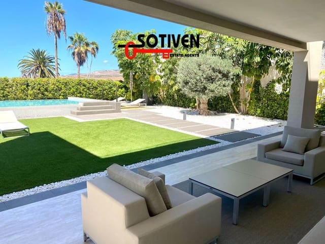 5 chambre Villa/Maison à vendre à La Caleta Adeje, Adeje avec garage - 3 700 000 € (Ref: 7834028)