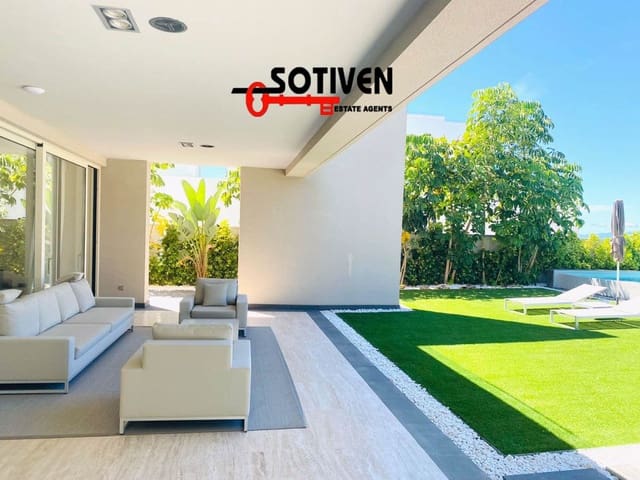 5 chambre Villa/Maison à vendre à La Caleta Adeje, Adeje avec garage - 3 700 000 € (Ref: 7834028)