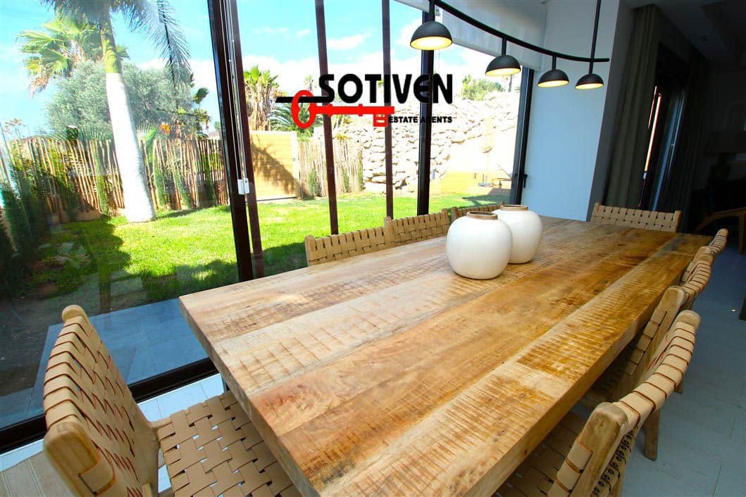 3 soveværelse Villa til salg i Amarilla Golf med garage - € 1.240.000 (Ref: 7877558)