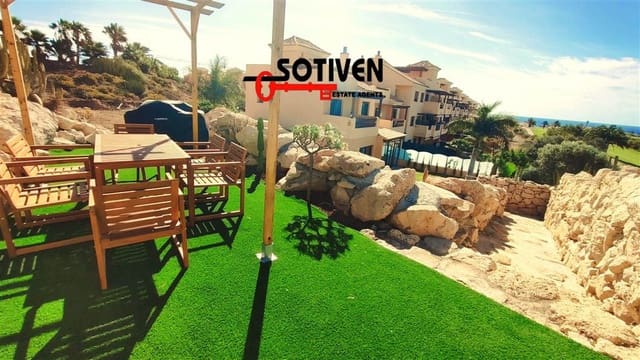 3 soveværelse Villa til salg i Amarilla Golf, San Miguel de Abona med garage - € 1.240.000 (Ref: 7877558)