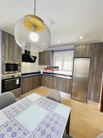 4 makuuhuone Huvila vuokrattavana paikassa Los Cristianos, Arona mukana 
autotalli - 5 500 € (Ref: 8047851)