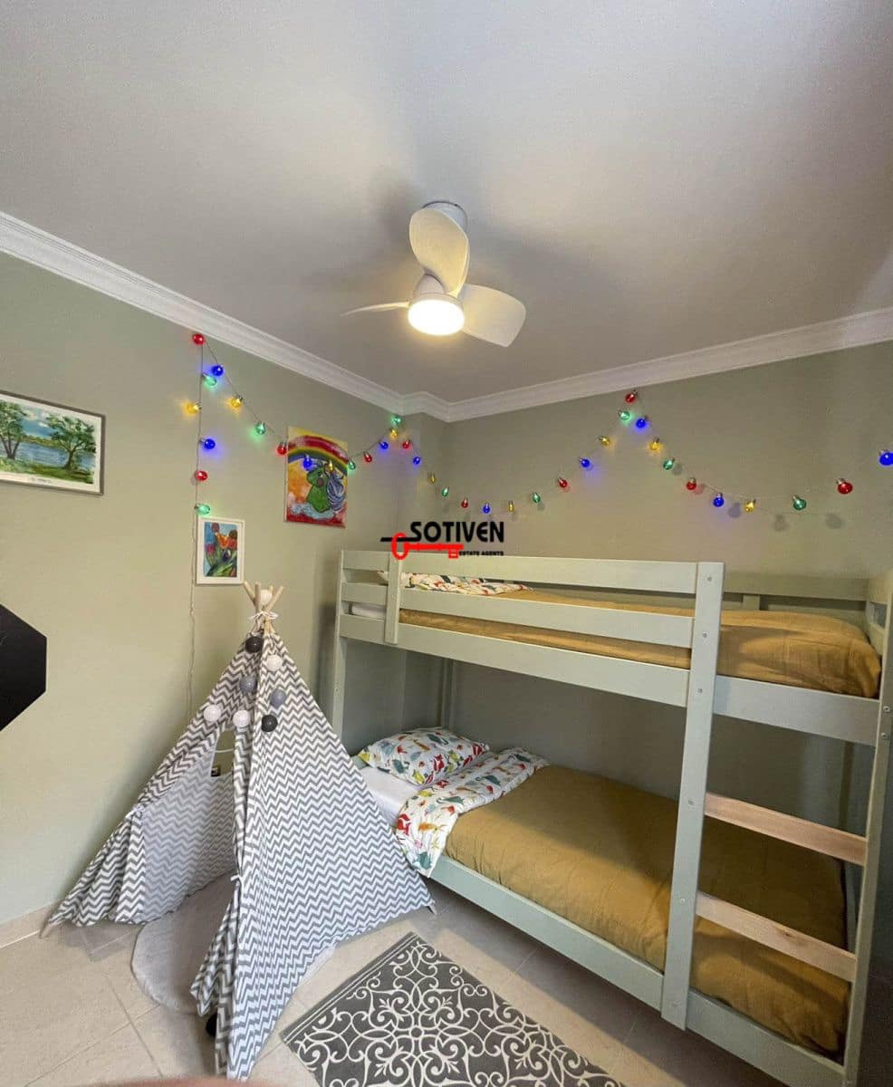 4 soveværelse Villa til leje i Los Cristianos med garage - € 5.500 (Ref: 8047851)