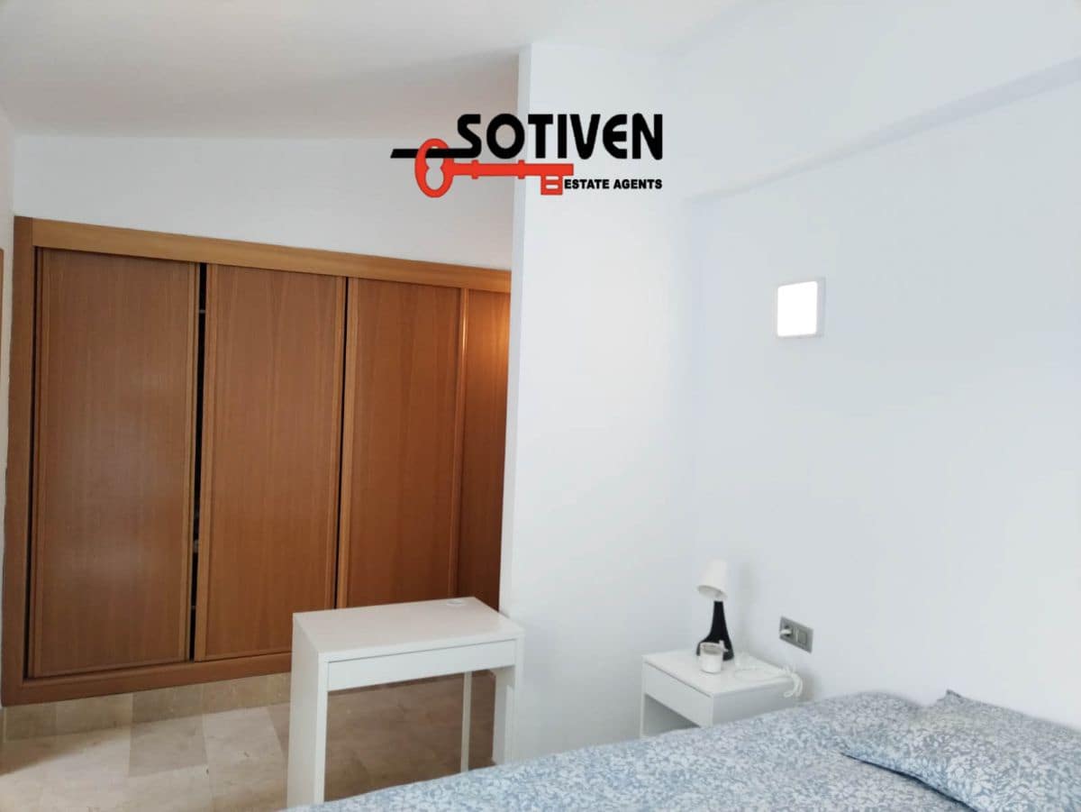 2 soveværelse Rækkehus til leje i Amarilla Golf med garage - € 2.700 (Ref: 8297758)