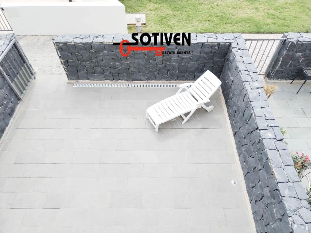 2 soveværelse Rækkehus til leje i Amarilla Golf med garage - € 2.700 (Ref: 8297758)