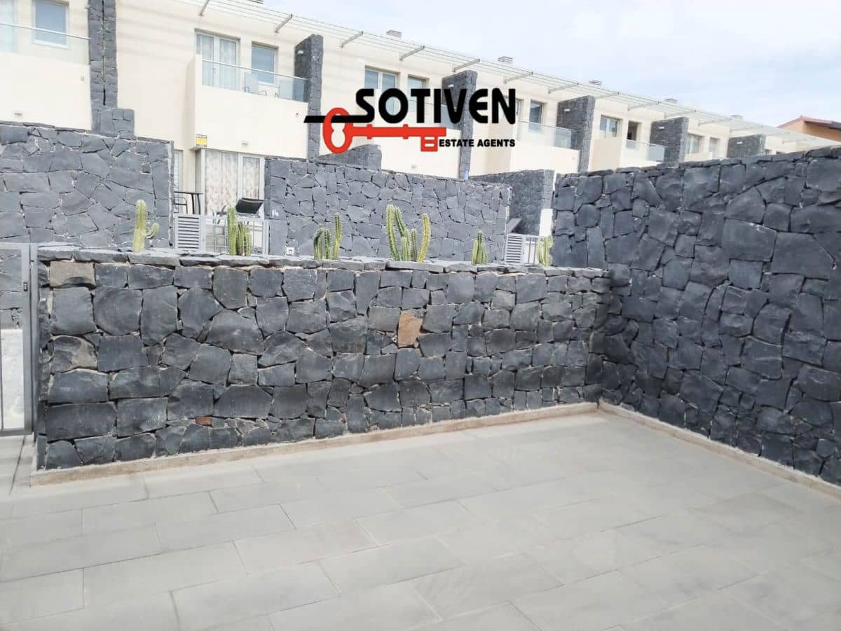 2 soveværelse Rækkehus til leje i Amarilla Golf med garage - € 2.700 (Ref: 8297758)