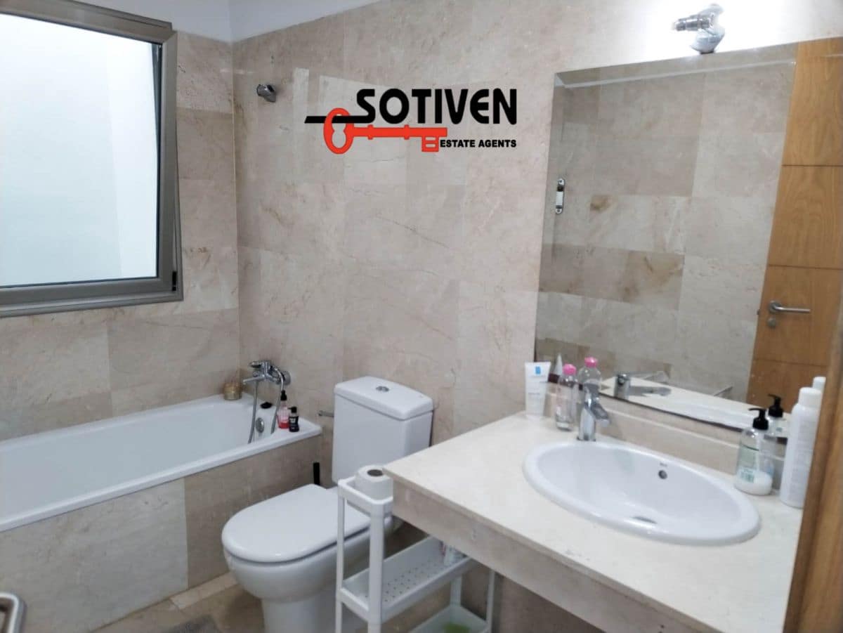 2 soveværelse Rækkehus til leje i Amarilla Golf med garage - € 2.700 (Ref: 8297758)