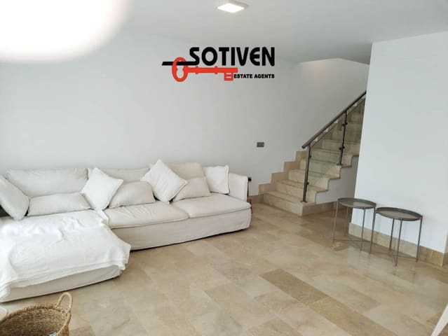 2 slaapkamer Rijtjeshuis te huur in Amarilla Golf, San Miguel de Abona met garage - € 2.700 (Ref: 8297758)