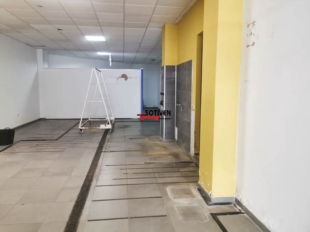 Comercial para venda em Alcala, Guía de Isora - 440 000 € (Ref: 8685913)