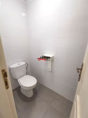 Comercial para venda em Alcala, Guía de Isora - 440 000 € (Ref: 8685913)