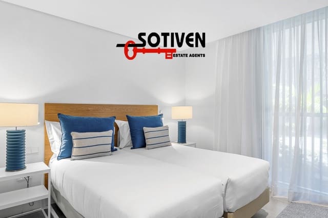 2 slaapkamer Appartement te koop in Guía de Isora - € 945.000 (Ref: 8685916)