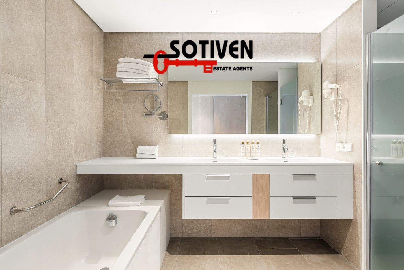 2 bedroom Apartment for sale in Guia de Isora - € 945,000 (Ref: 8685916)