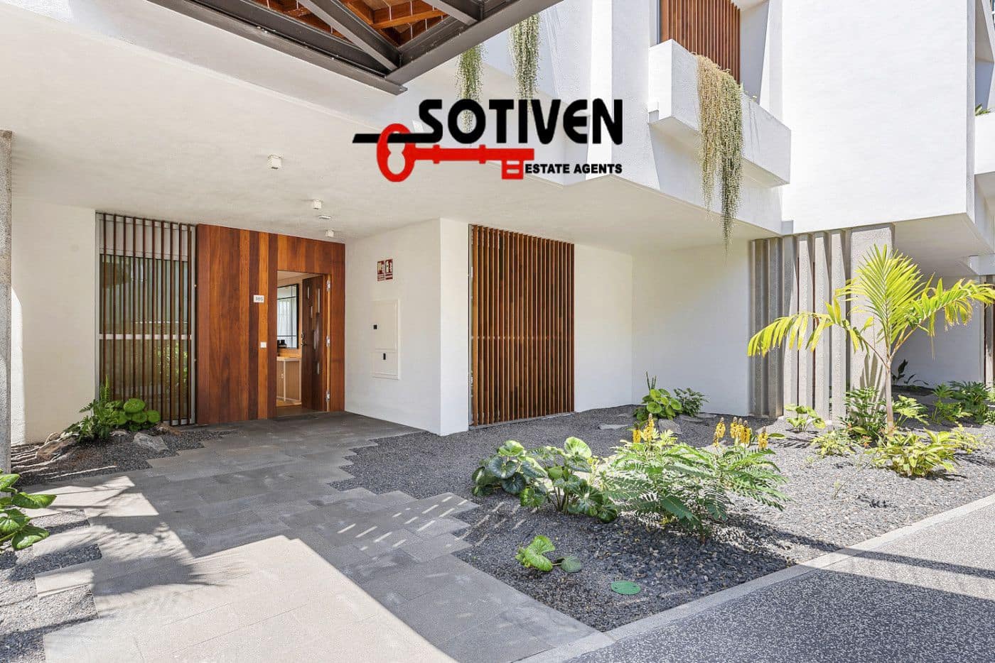 2 bedroom Apartment for sale in Guia de Isora - € 945,000 (Ref: 8685916)