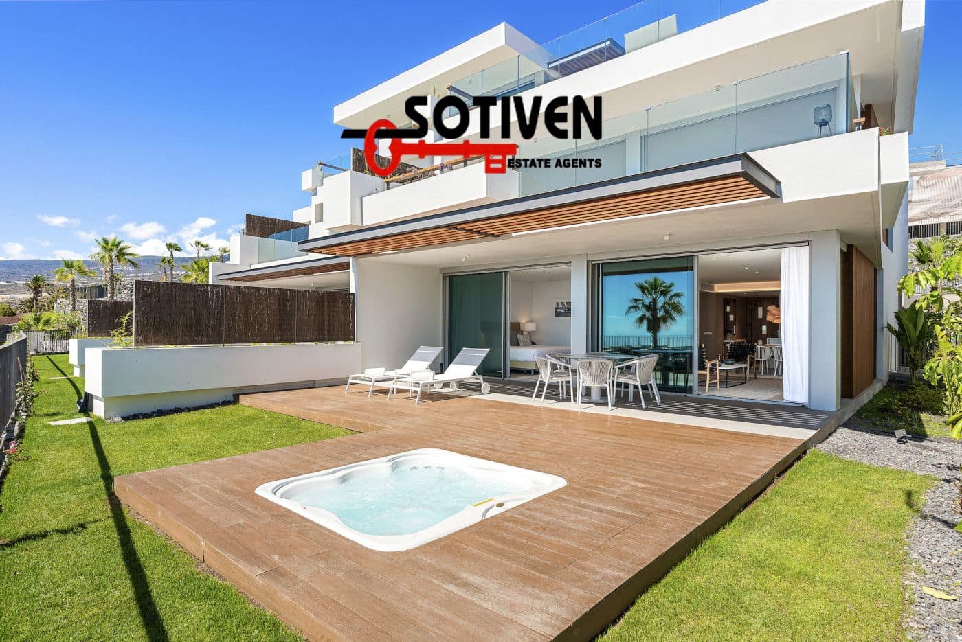 2 bedroom Apartment for sale in Guia de Isora - € 945,000 (Ref: 8685916)