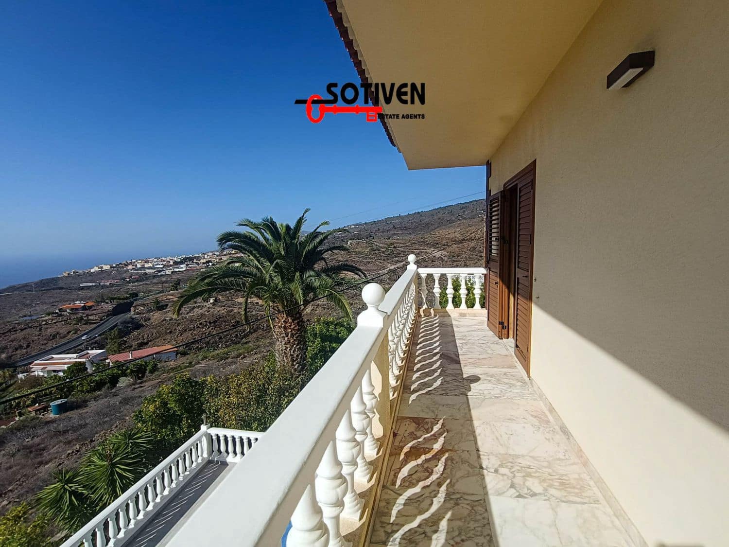 5 soveværelse Finca/Landehus til salg i Guia de Isora - € 1.549.000 (Ref: 8721833)