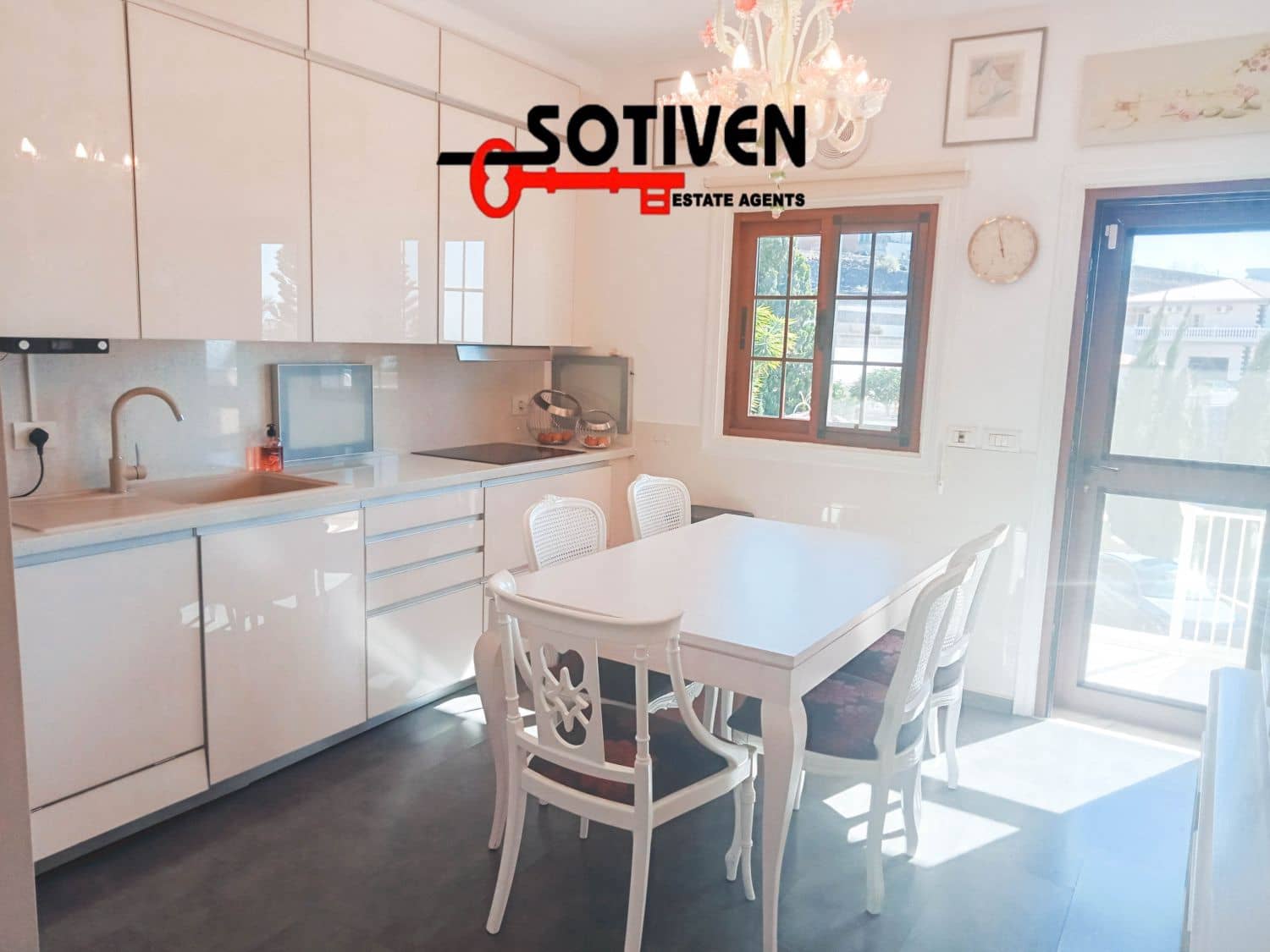 5 soveværelse Finca/Landehus til salg i Guia de Isora - € 1.549.000 (Ref: 8721833)