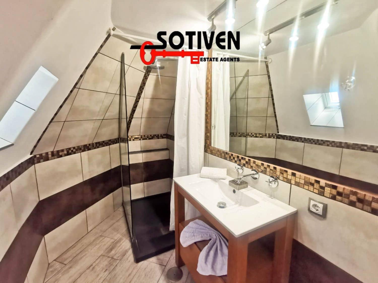 2 soveværelse Lejlighed til salg i Playa Paraiso - € 430.500 (Ref: 8757313)