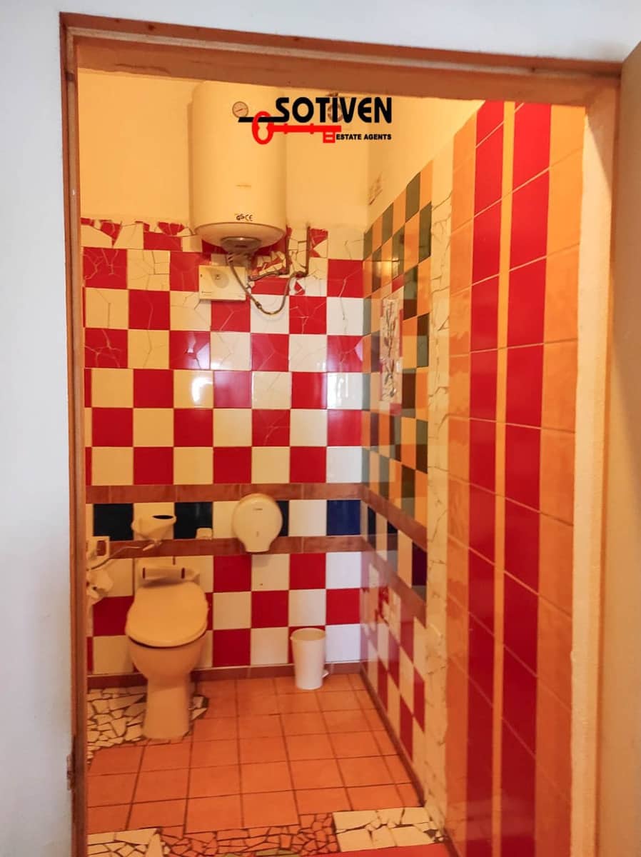 Erhverv til salg i Parque de la Reina - € 70.000 (Ref: 8791986)