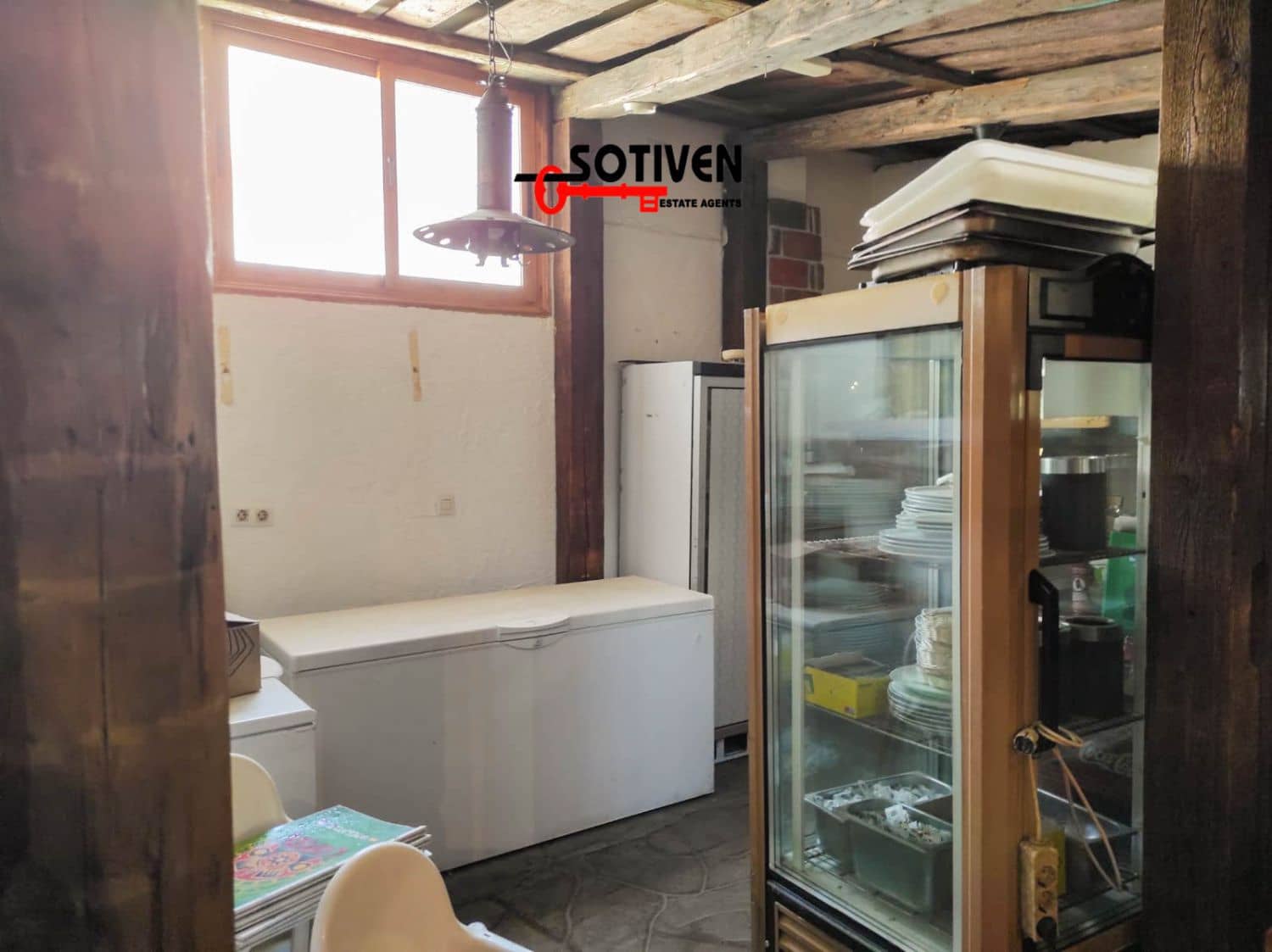 Erhverv til salg i Parque de la Reina - € 70.000 (Ref: 8791986)