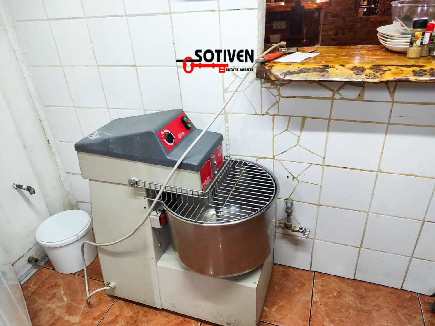 Erhverv til salg i Parque de la Reina - € 70.000 (Ref: 8791986)