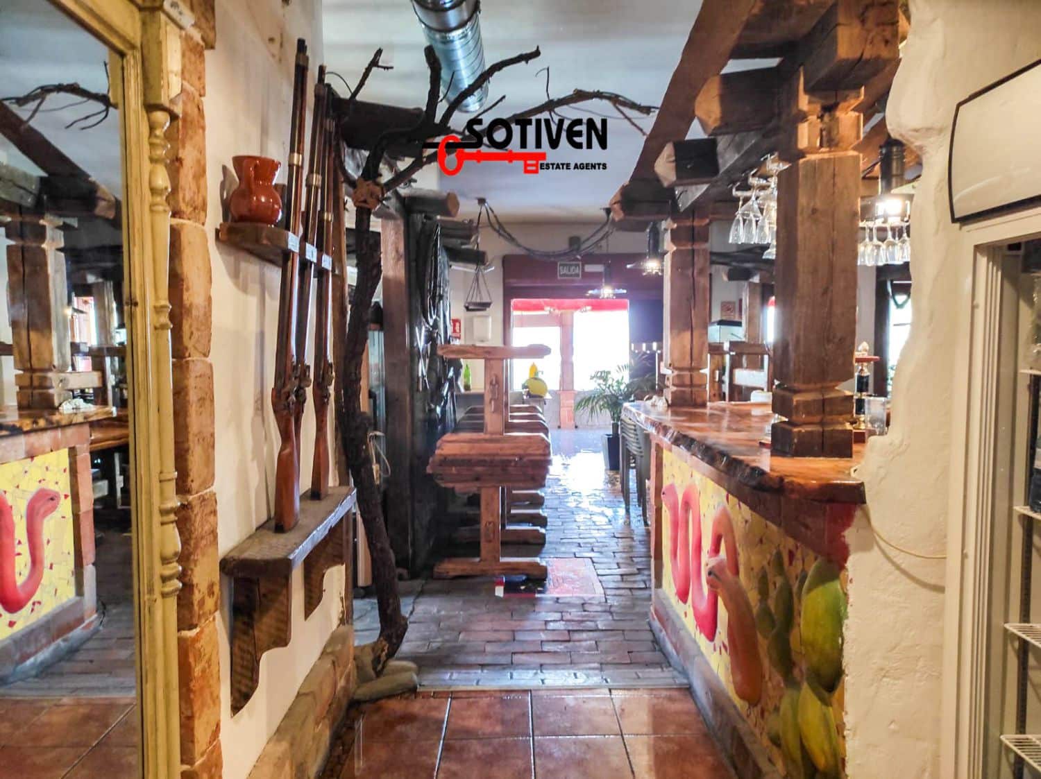 Erhverv til salg i Parque de la Reina - € 70.000 (Ref: 8791986)