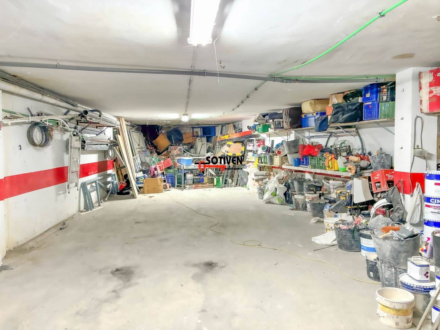 Garage til salg i Adeje - € 70.000 (Ref: 8800676)