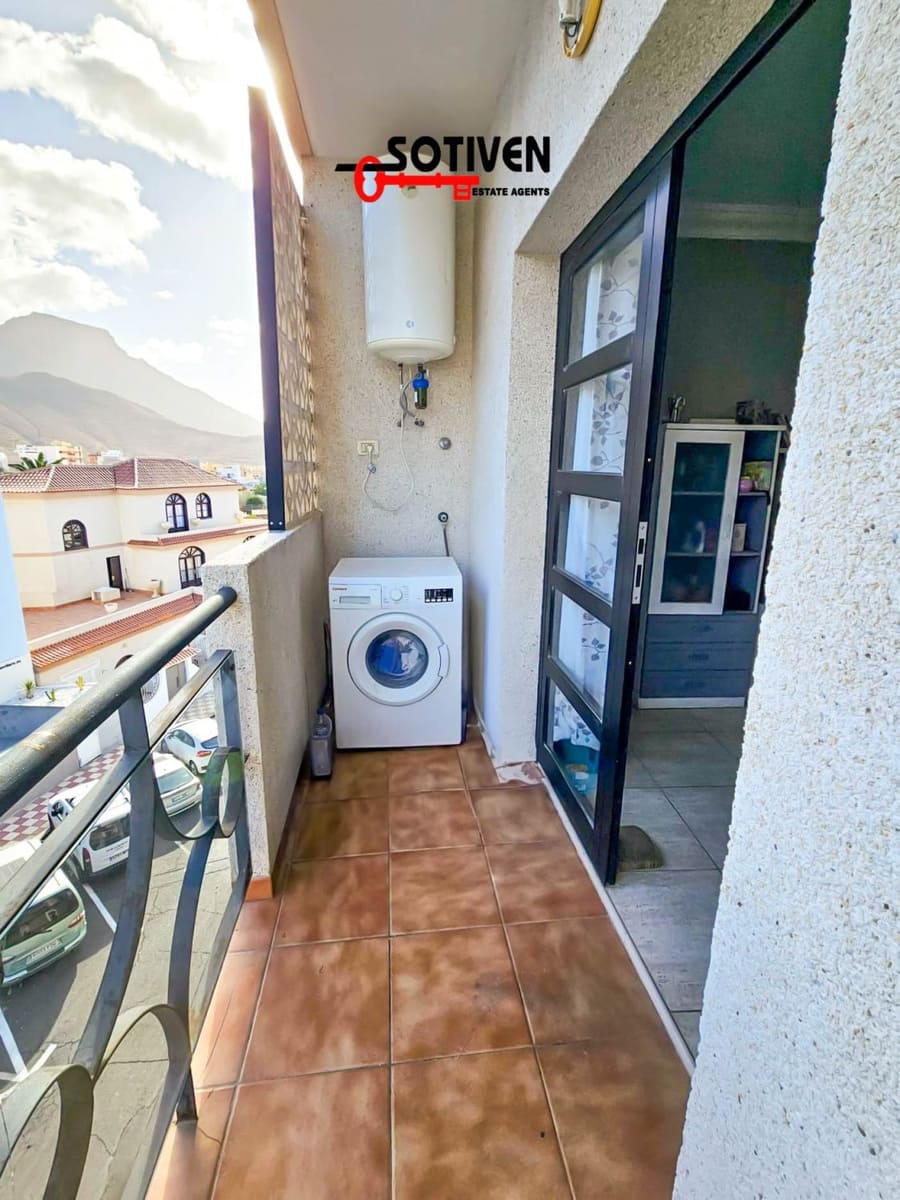 2 bedroom Apartment for sale in Adeje - € 270,000 (Ref: 8836464)