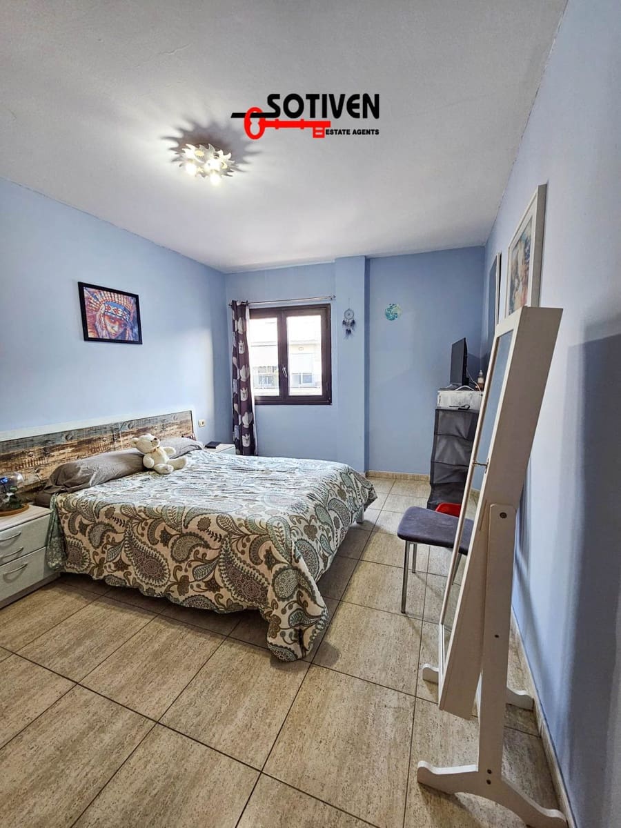 2 bedroom Apartment for sale in Adeje - € 270,000 (Ref: 8836464)