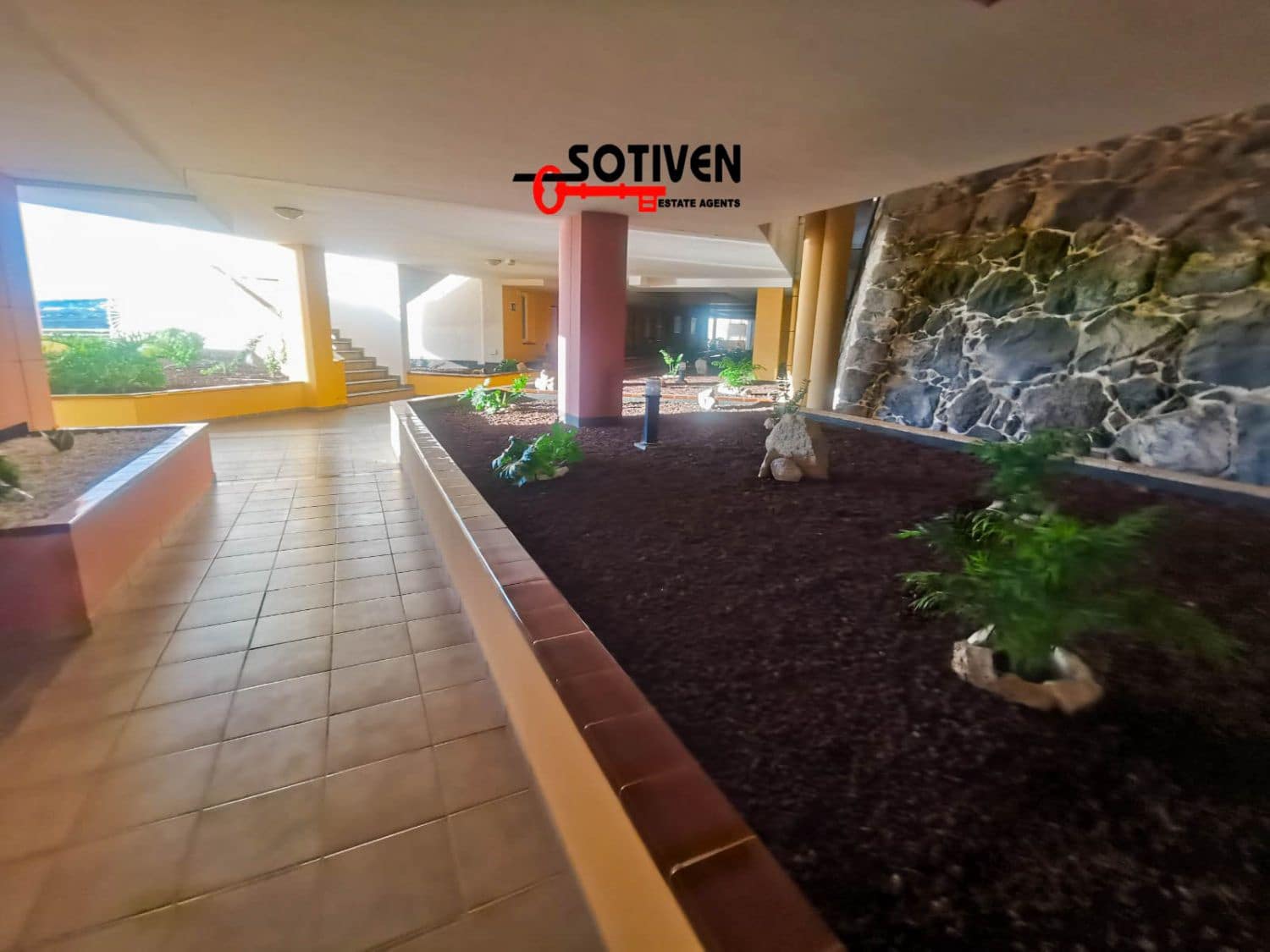 2 soveværelse Lejlighed til salg i Torviscas med garage - € 450.000 (Ref: 8857426)