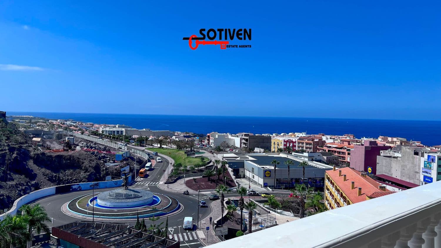 2 soveværelse Lejlighed til salg i Puerto Santiago med garage - € 550.883 (Ref: 8960390)