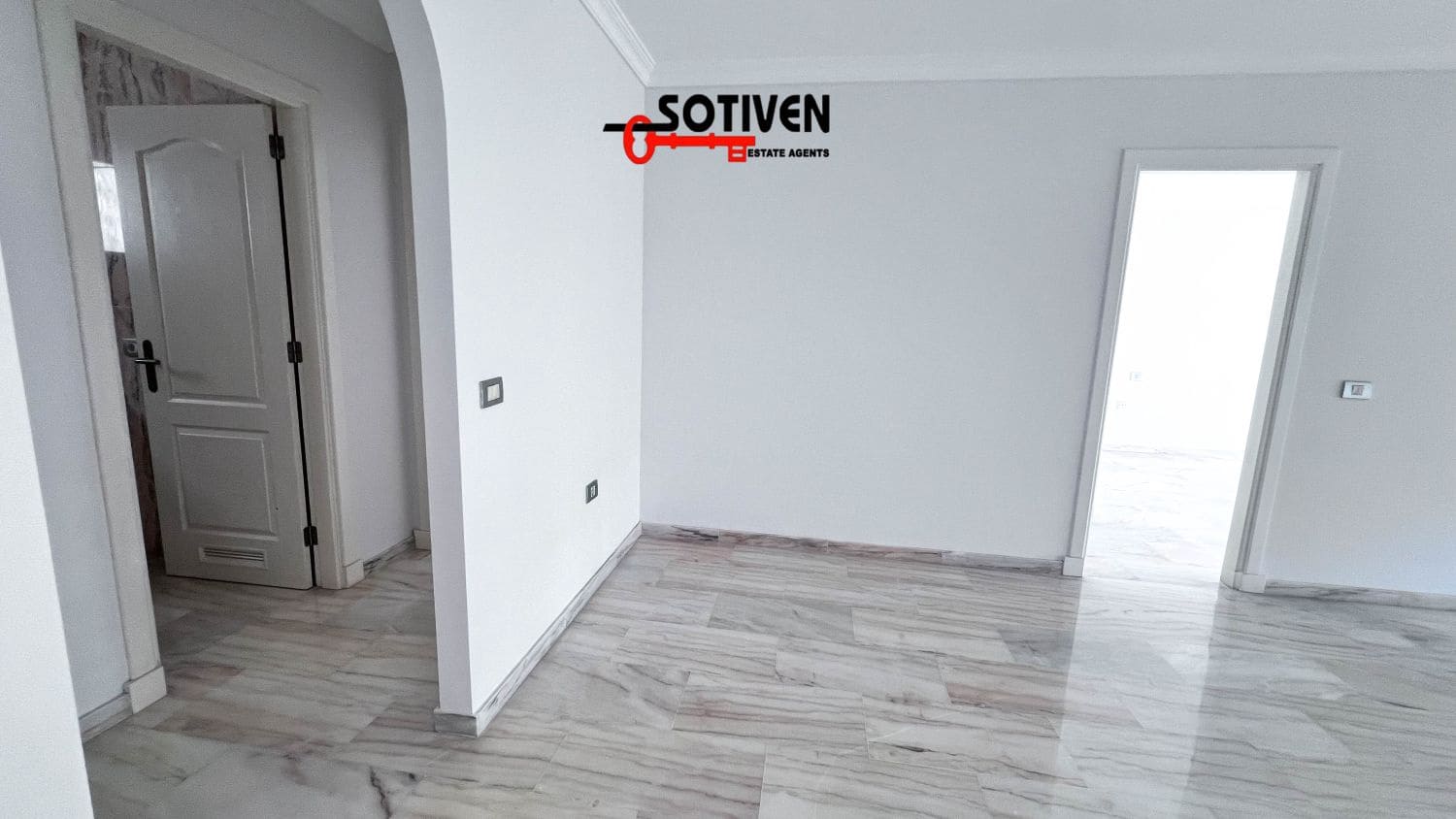 2 soveværelse Lejlighed til salg i Puerto Santiago med garage - € 550.883 (Ref: 8960390)