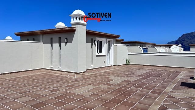 2 soverom Leilighet til salgs i Puerto Santiago, Santiago del Teide med garasje - € 550 883 (Ref: 8960390)