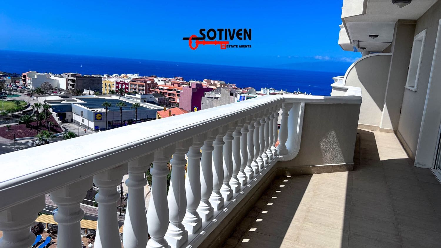 2 soveværelse Lejlighed til salg i Puerto Santiago med garage - € 550.883 (Ref: 8960390)