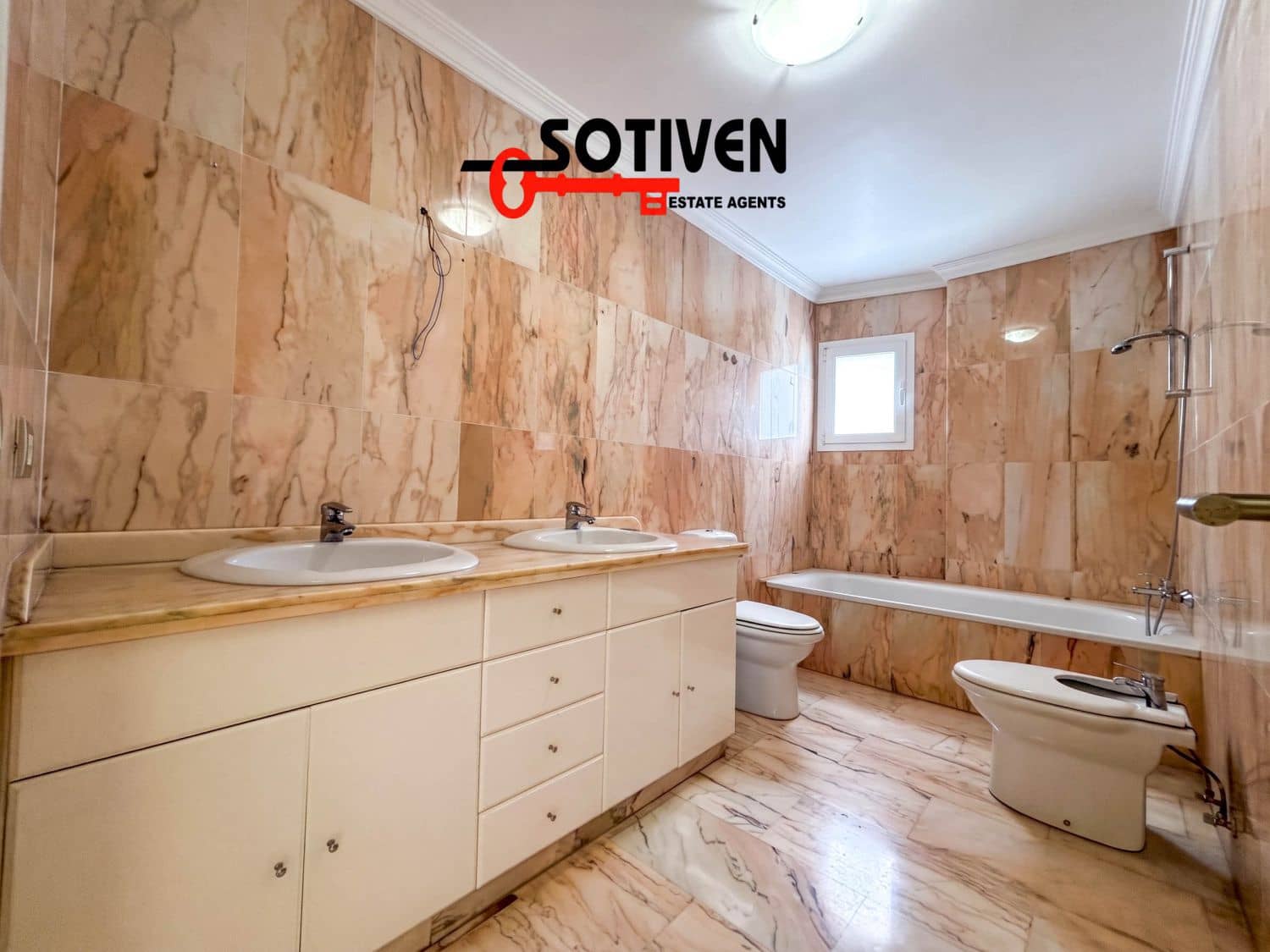 2 soveværelse Lejlighed til salg i Puerto Santiago med garage - € 529.000 (Ref: 8960390)