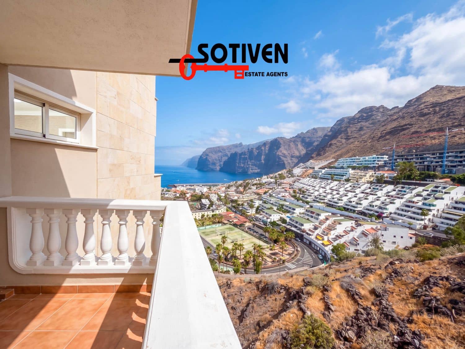 2 soveværelse Lejlighed til salg i Puerto Santiago med garage - € 529.000 (Ref: 8960390)