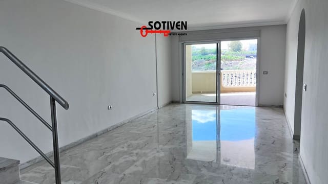 2 soverom Leilighet til salgs i Puerto Santiago, Santiago del Teide med garasje - € 594 423 (Ref: 8960391)