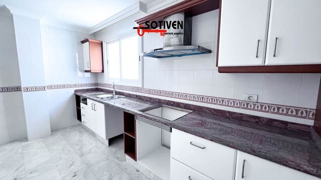 2 soverom Leilighet til salgs i Puerto Santiago, Santiago del Teide med garasje - € 594 423 (Ref: 8960391)