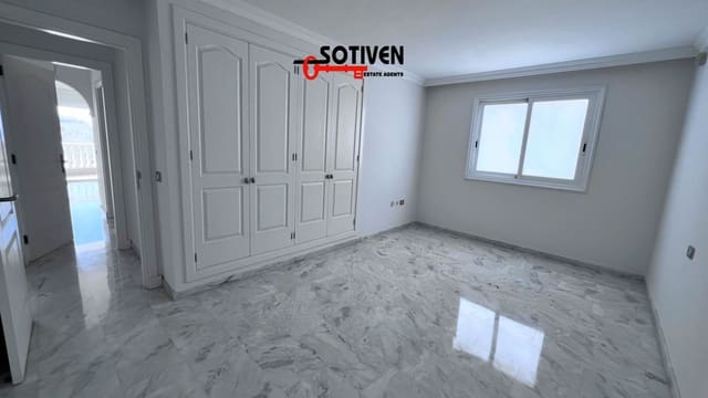 2 soverom Leilighet til salgs i Puerto Santiago, Santiago del Teide med garasje - € 594 423 (Ref: 8960391)