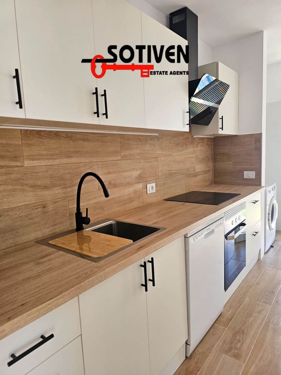 5 soveværelse Villa til salg i Guargacho med garage - € 820.000 (Ref: 8982719)